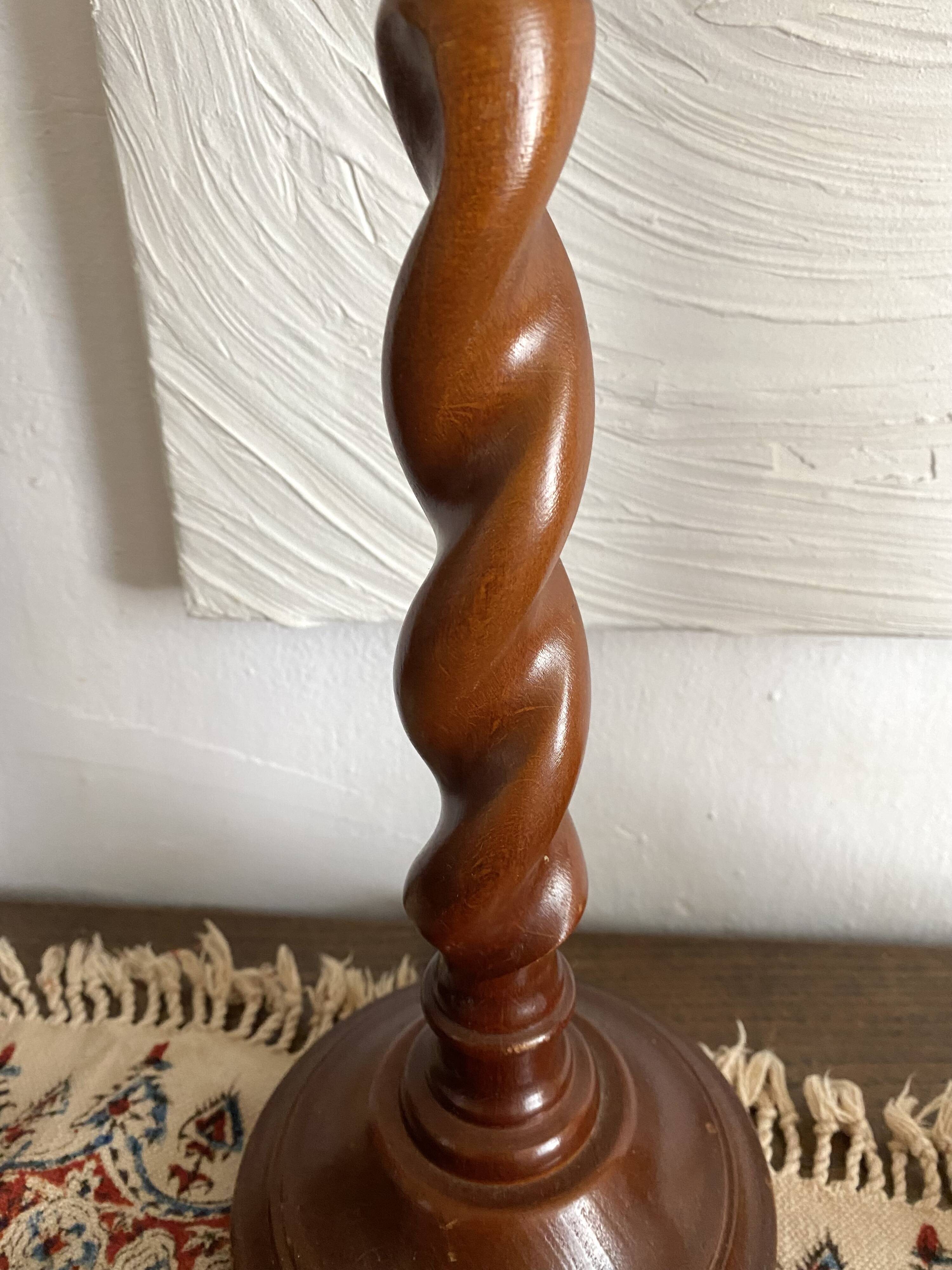 Pair of twisted wooden base lamps