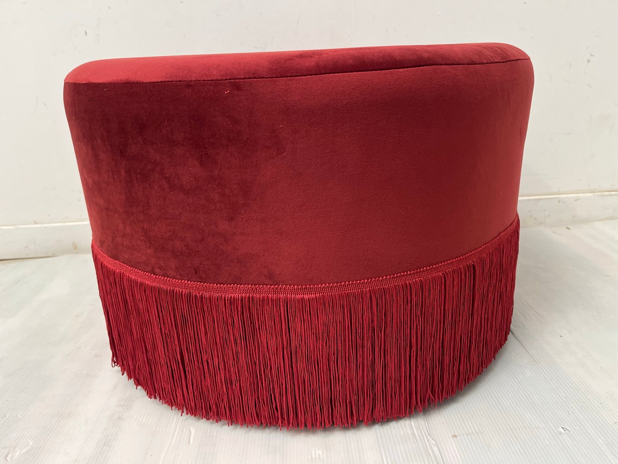 Red/burgundy velvet pouf