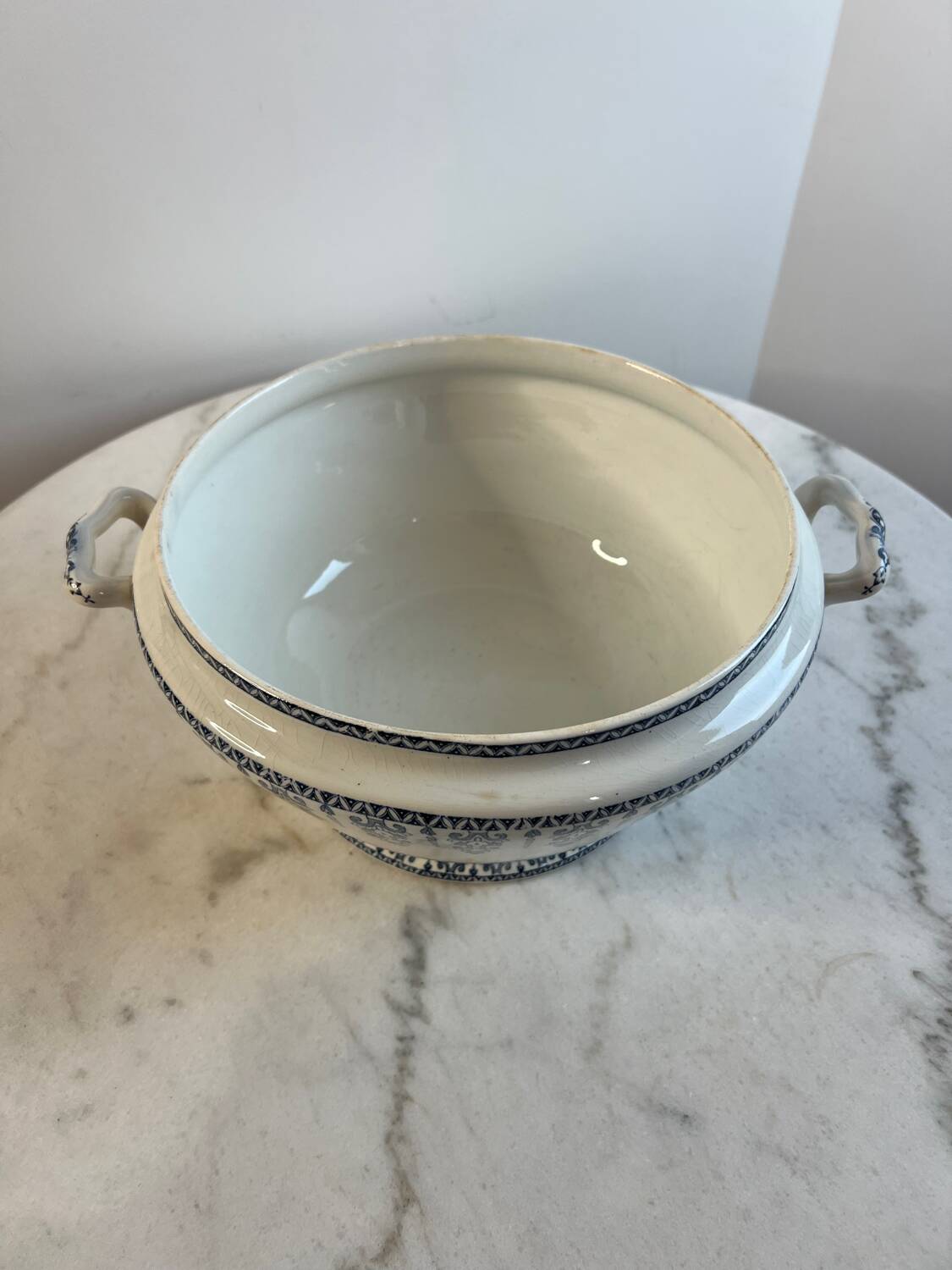 Gien annam soup tureen
