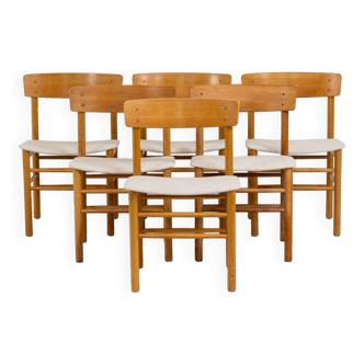 Un ensemble de 6 belles chaises de salle à manger « Modèle 250 » de Farstrup (Danemark, 1956).