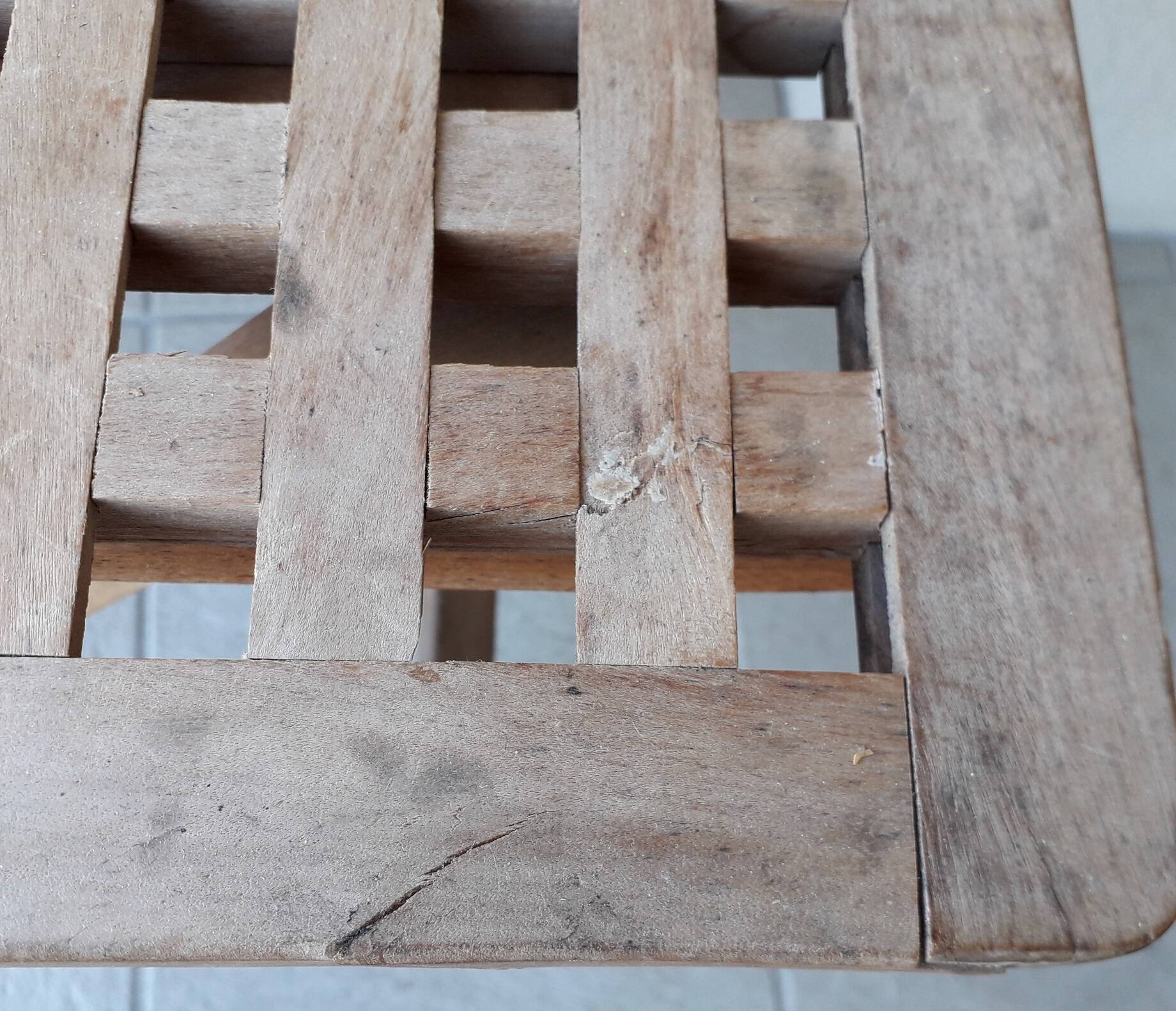 Folding wooden coffee table