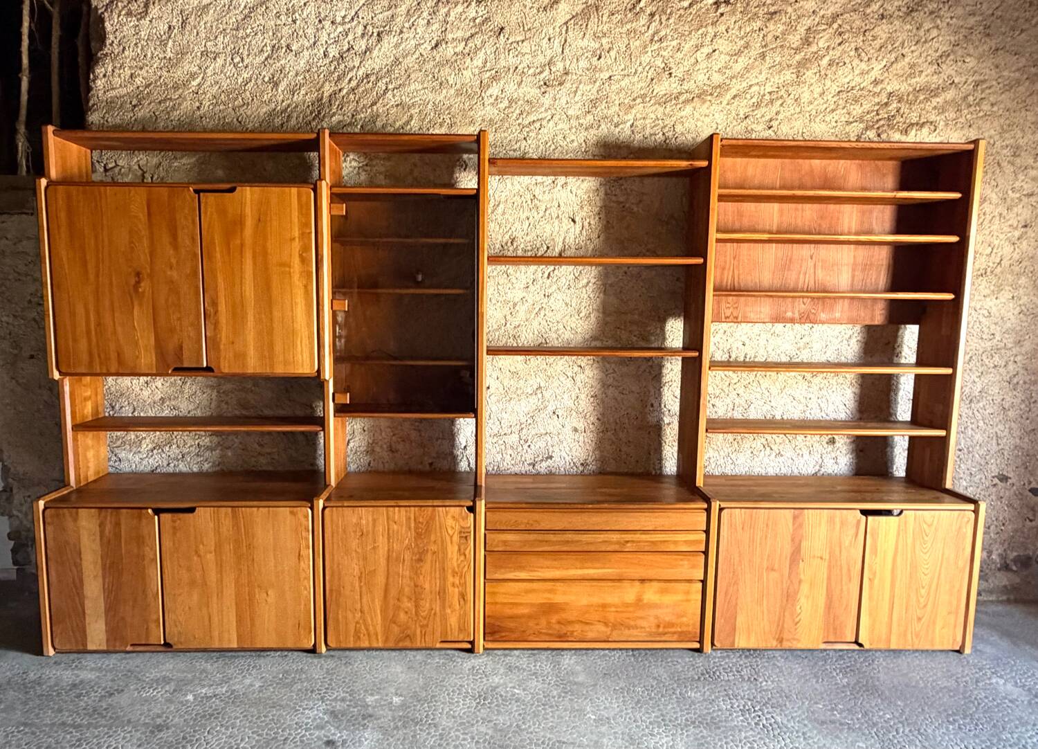 Modular library Series Go by Pierre Chapo