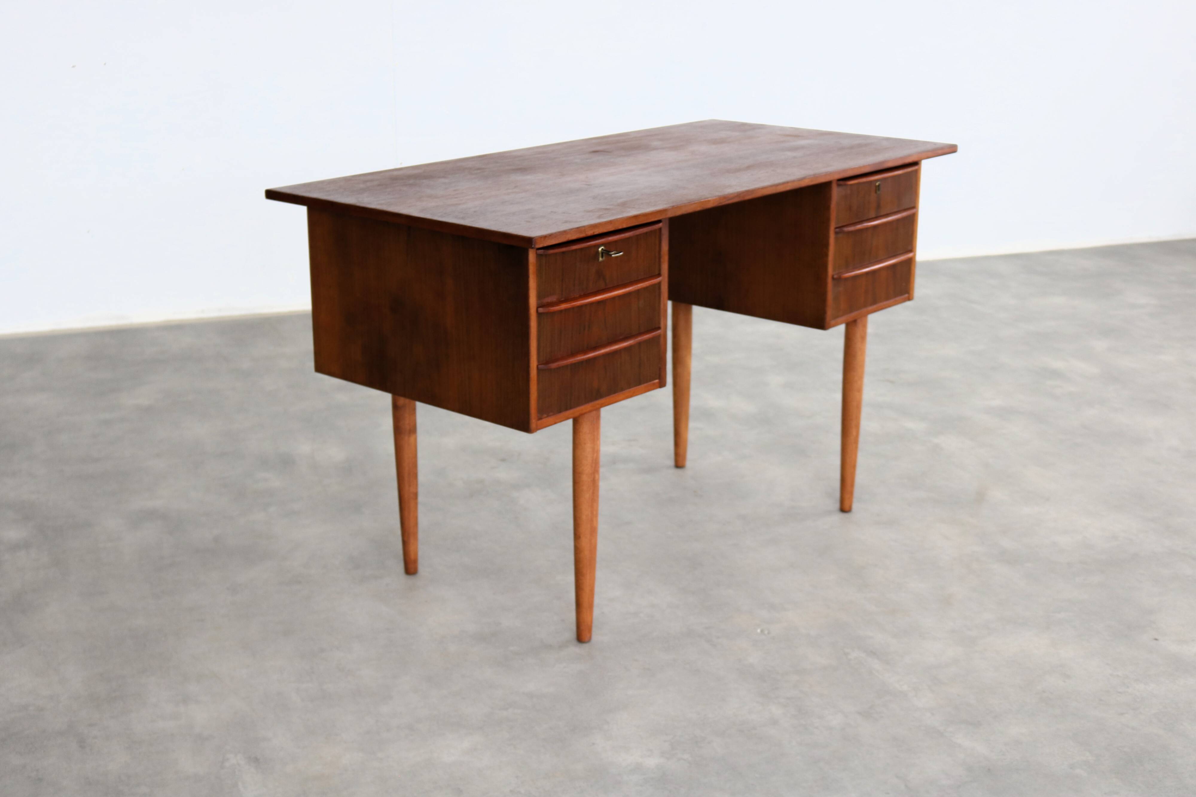 vintage desk | teak | 1960s | Danish (2)
