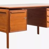 Danish desk from the 60s, teak