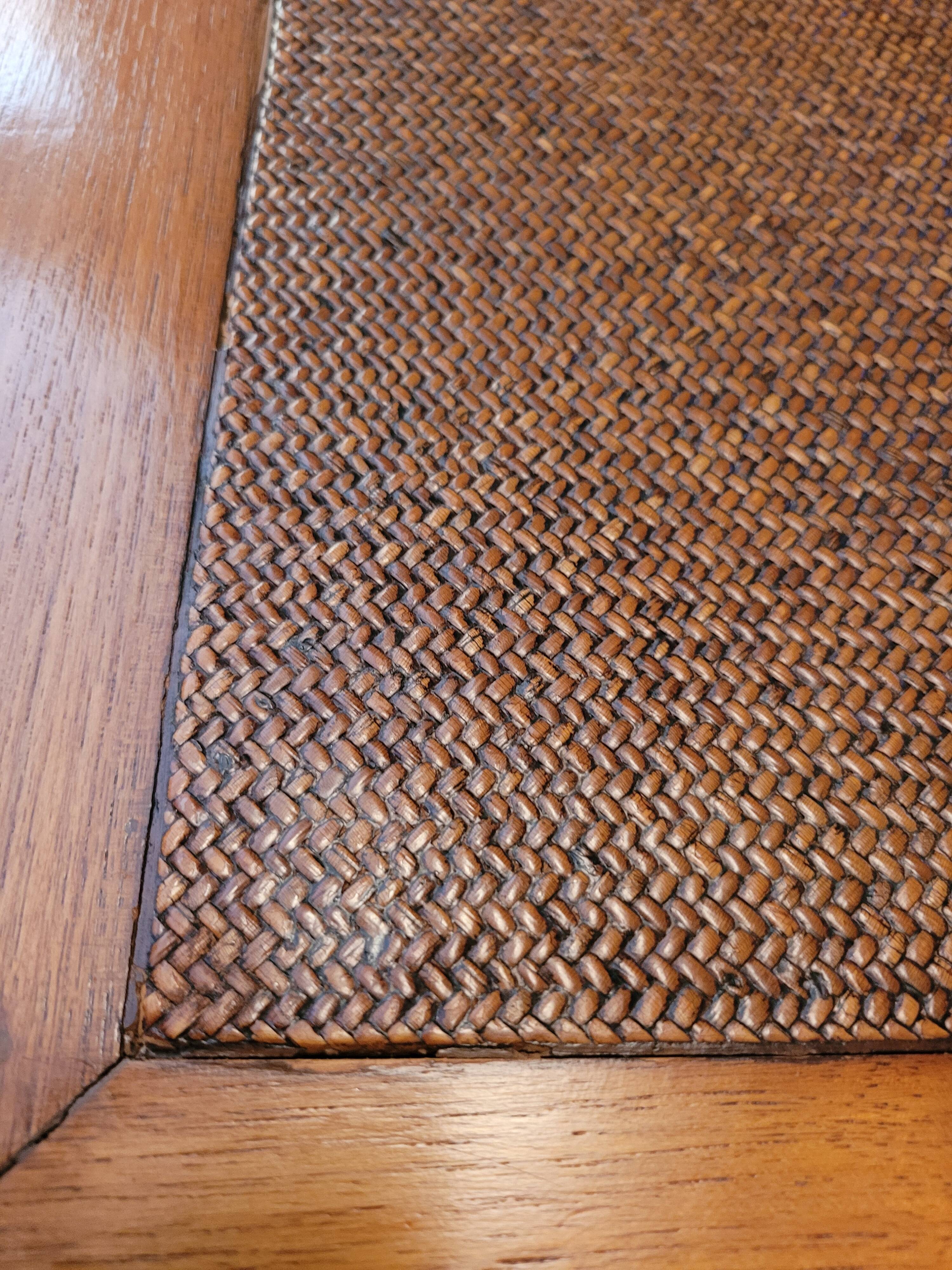 Coffee table for the living room