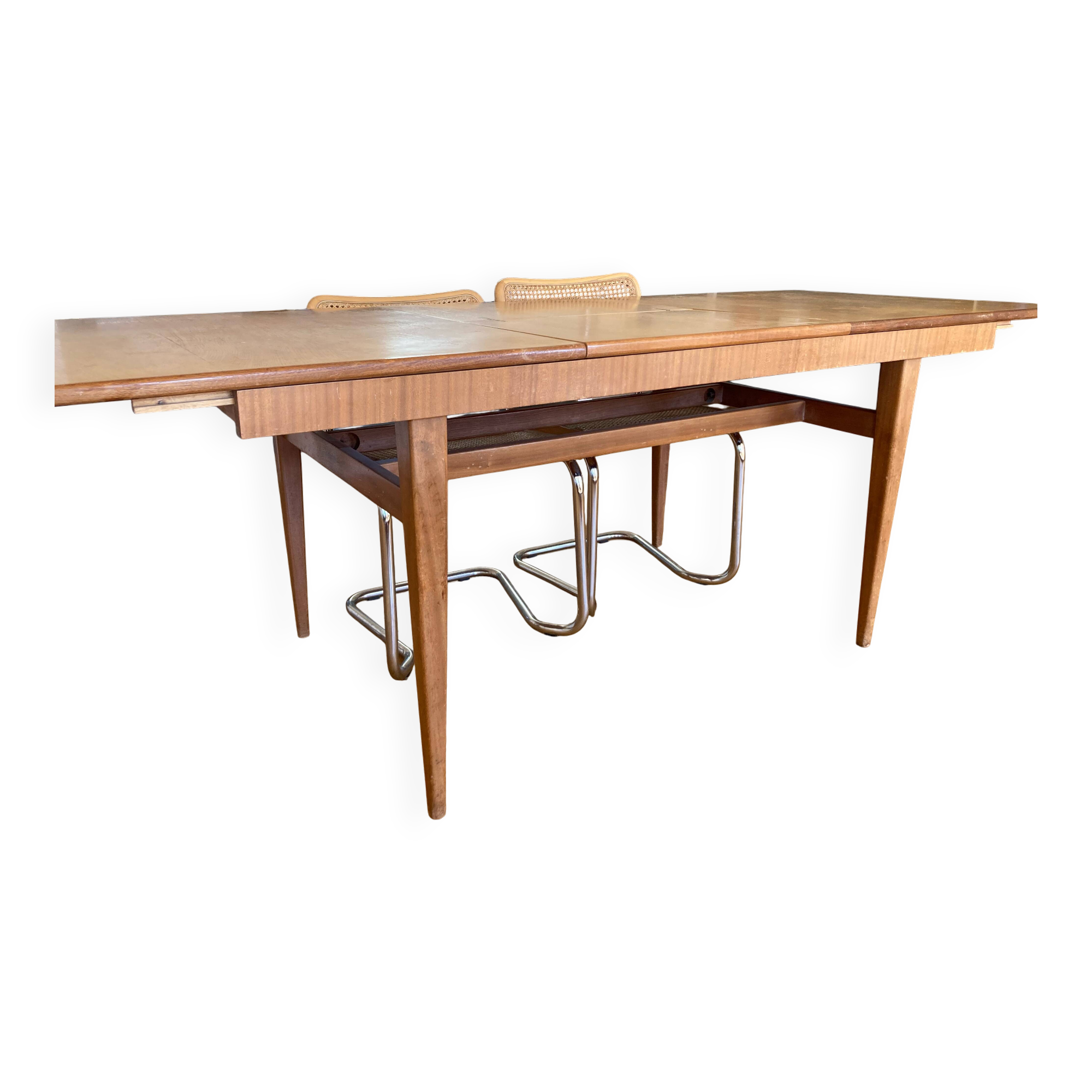 Dining room table