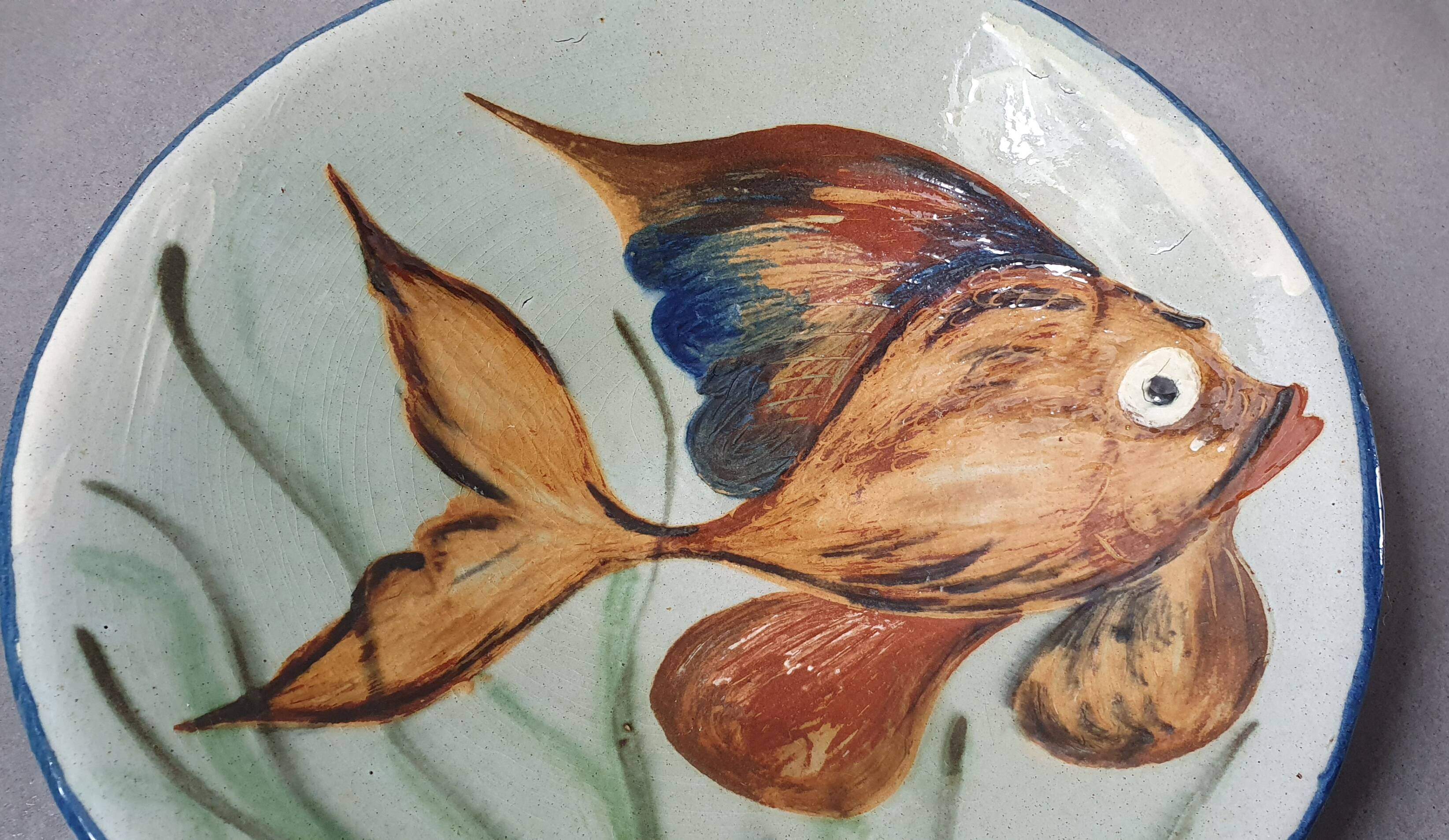 Ceramic dish