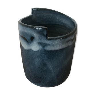 Vintage blue vase in varnished sandstone
