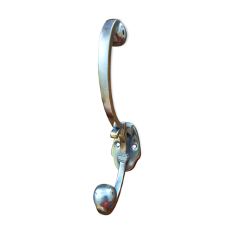 Ancient patère in bronze