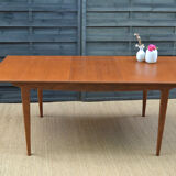 Table dining room extension by Younger