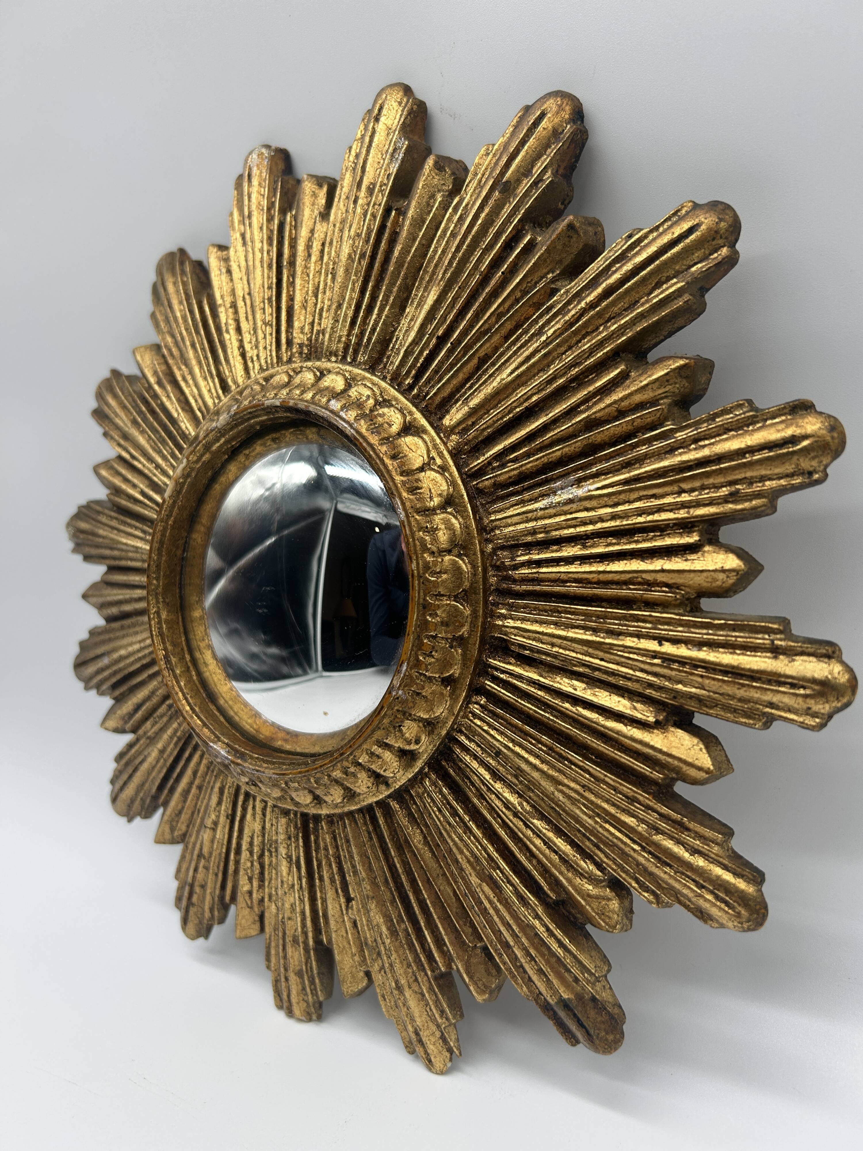 Miroir soleil "oeil de sorcière" en résine
