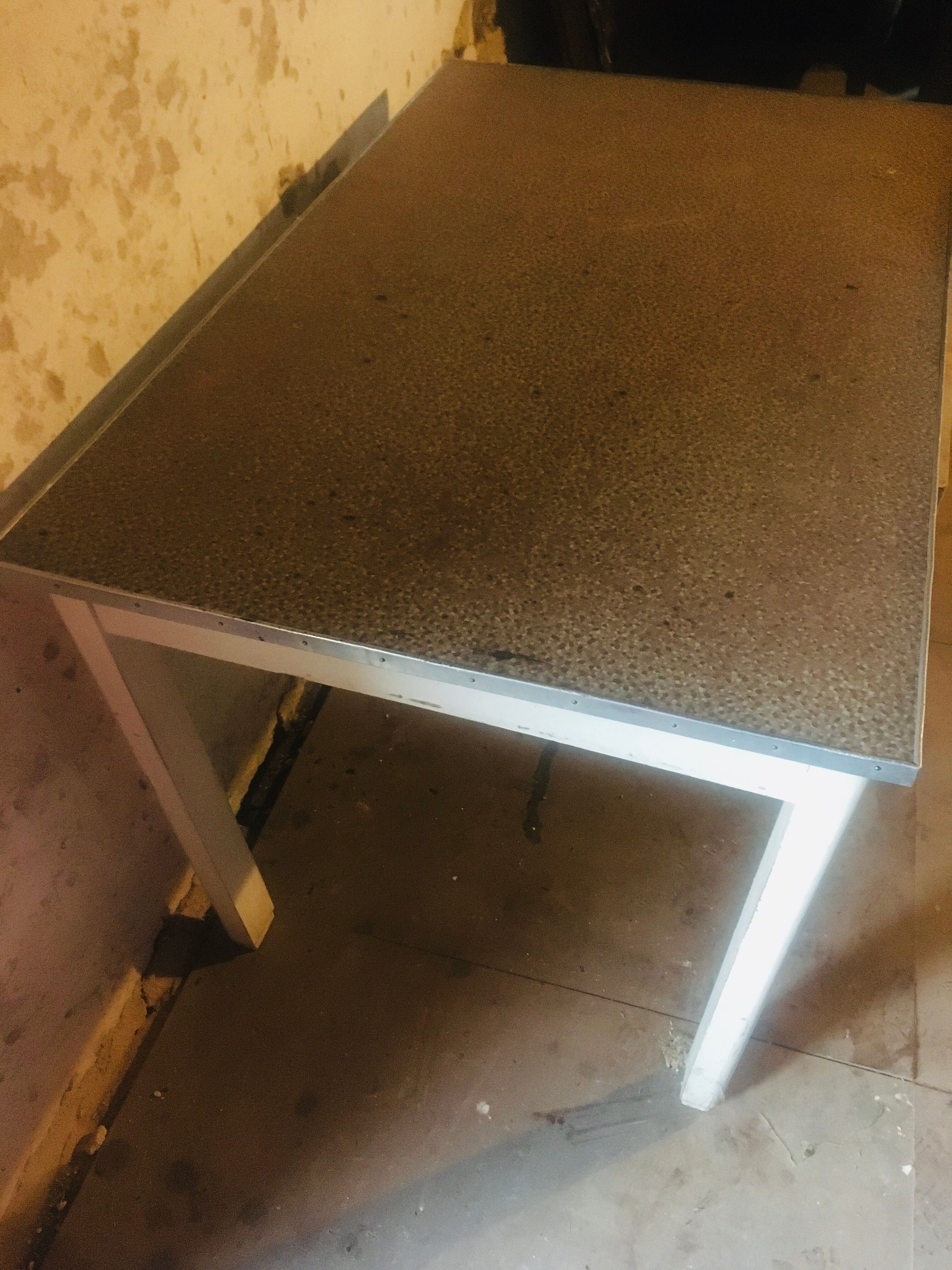 1930s country table/bistro table in its pattine