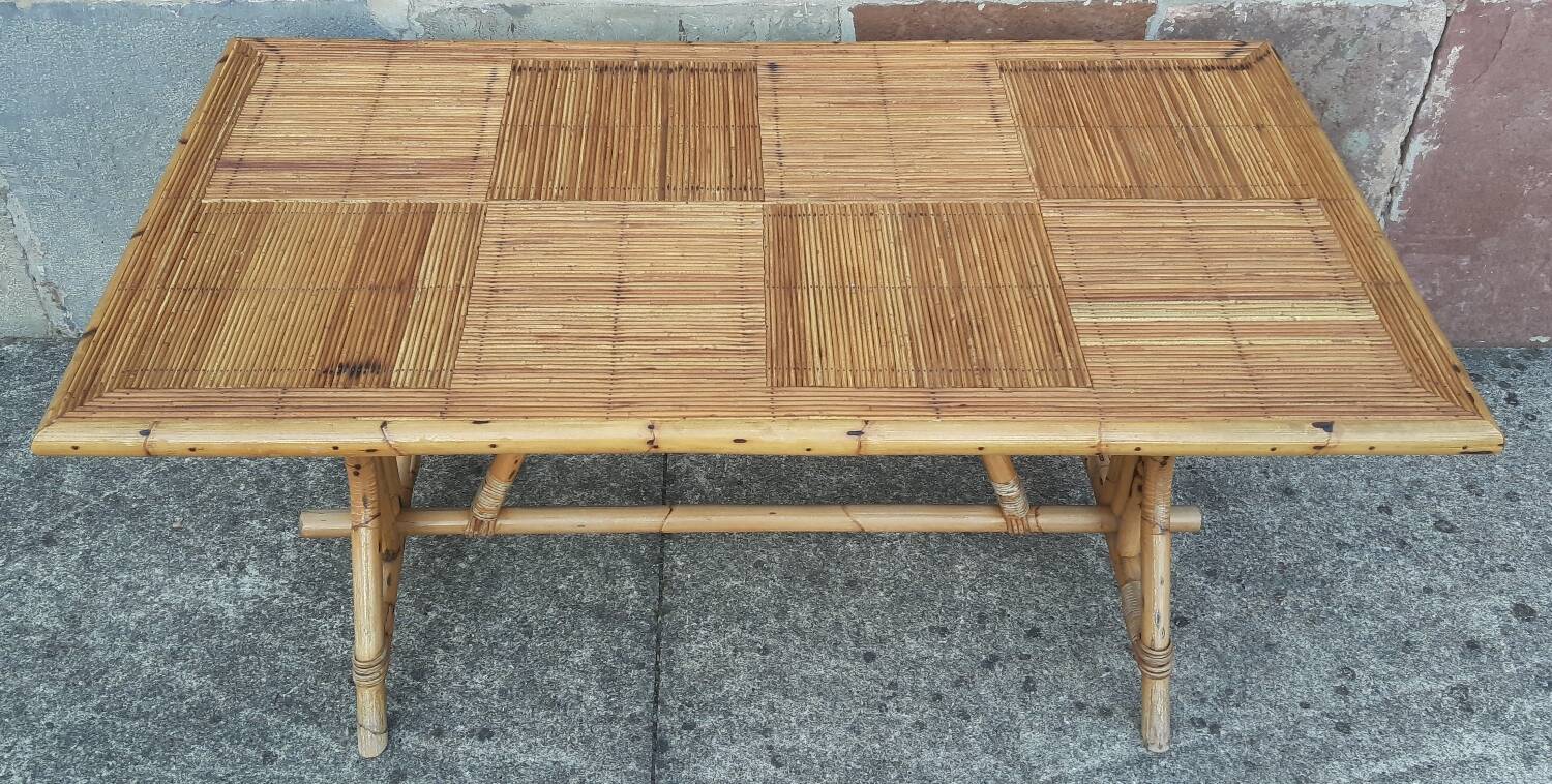 Table and 6 chairs made of bamboo and rattan