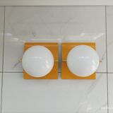 Duo vintage wall lamps