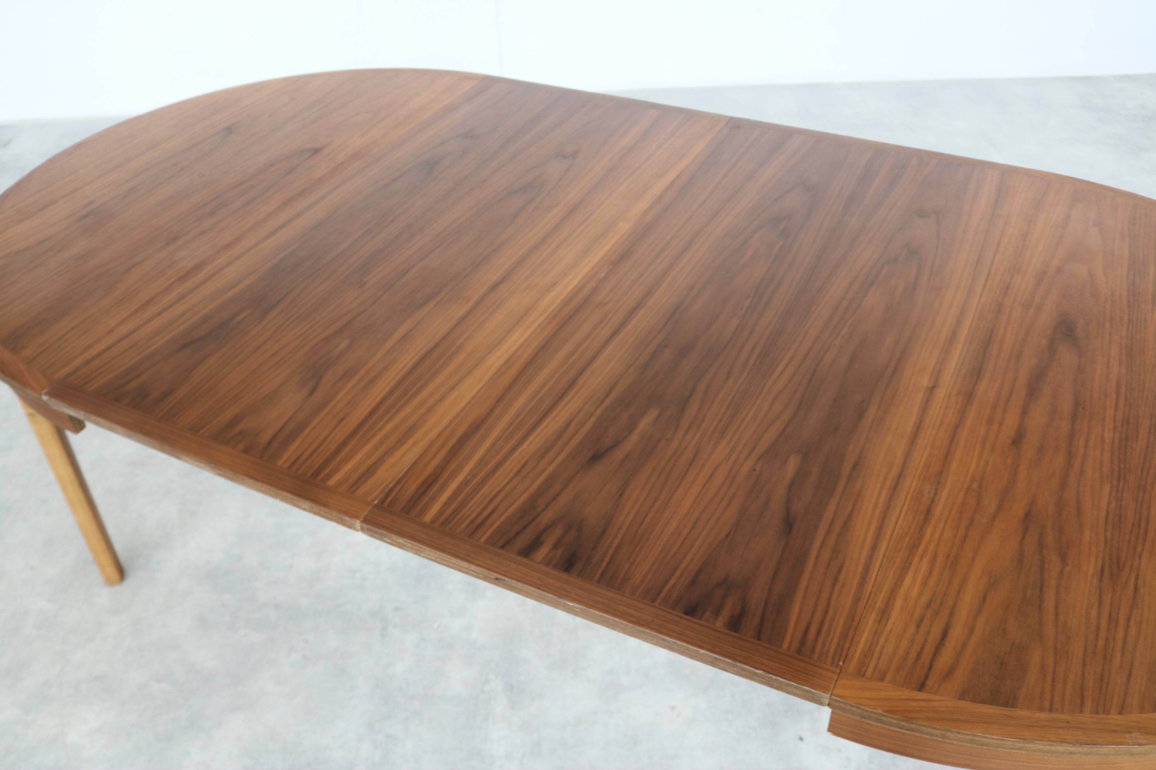 vintage dining table | table | extendable | Swedish