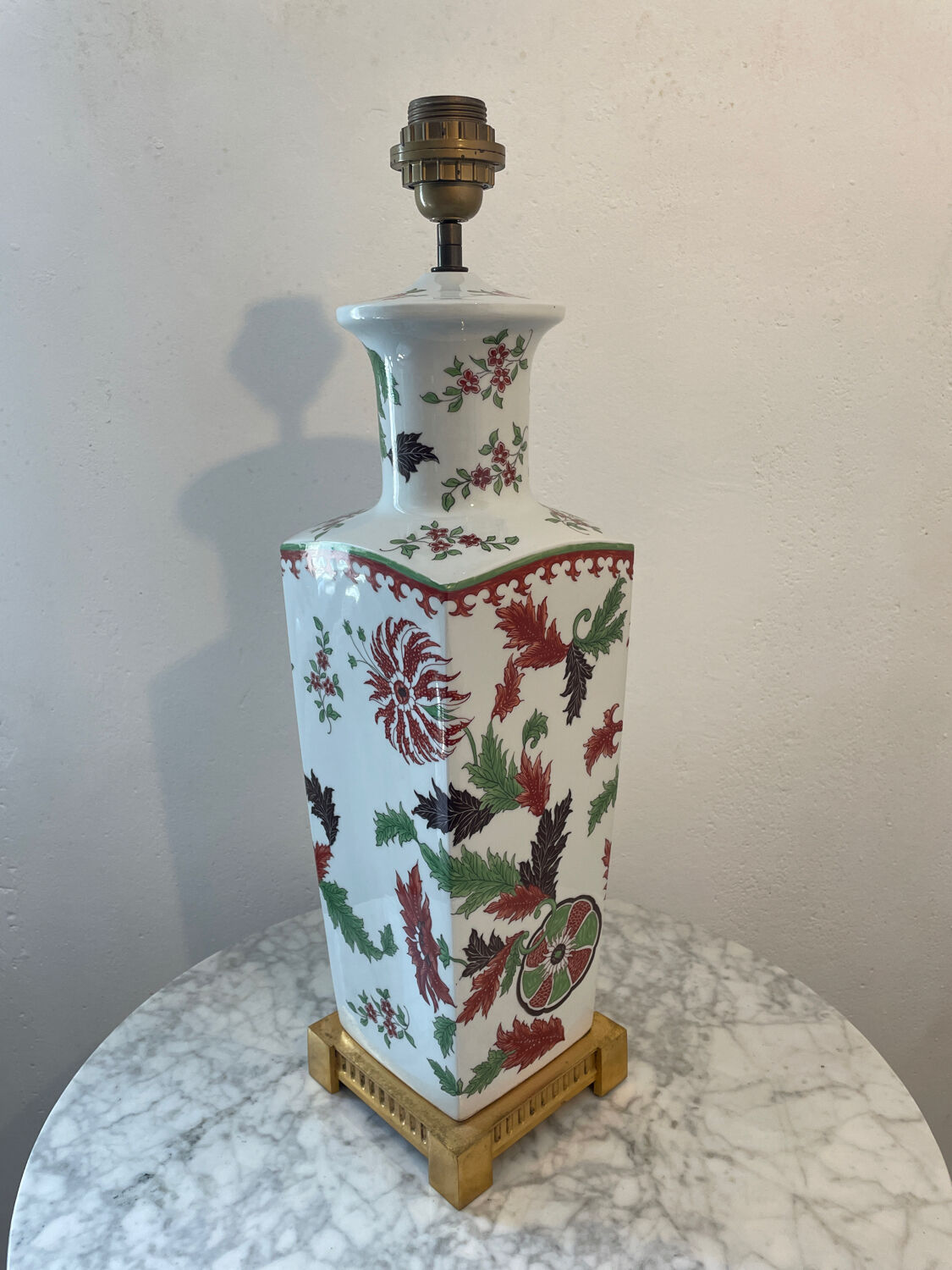 Vintage porcelain lamp Hollywood Regency
