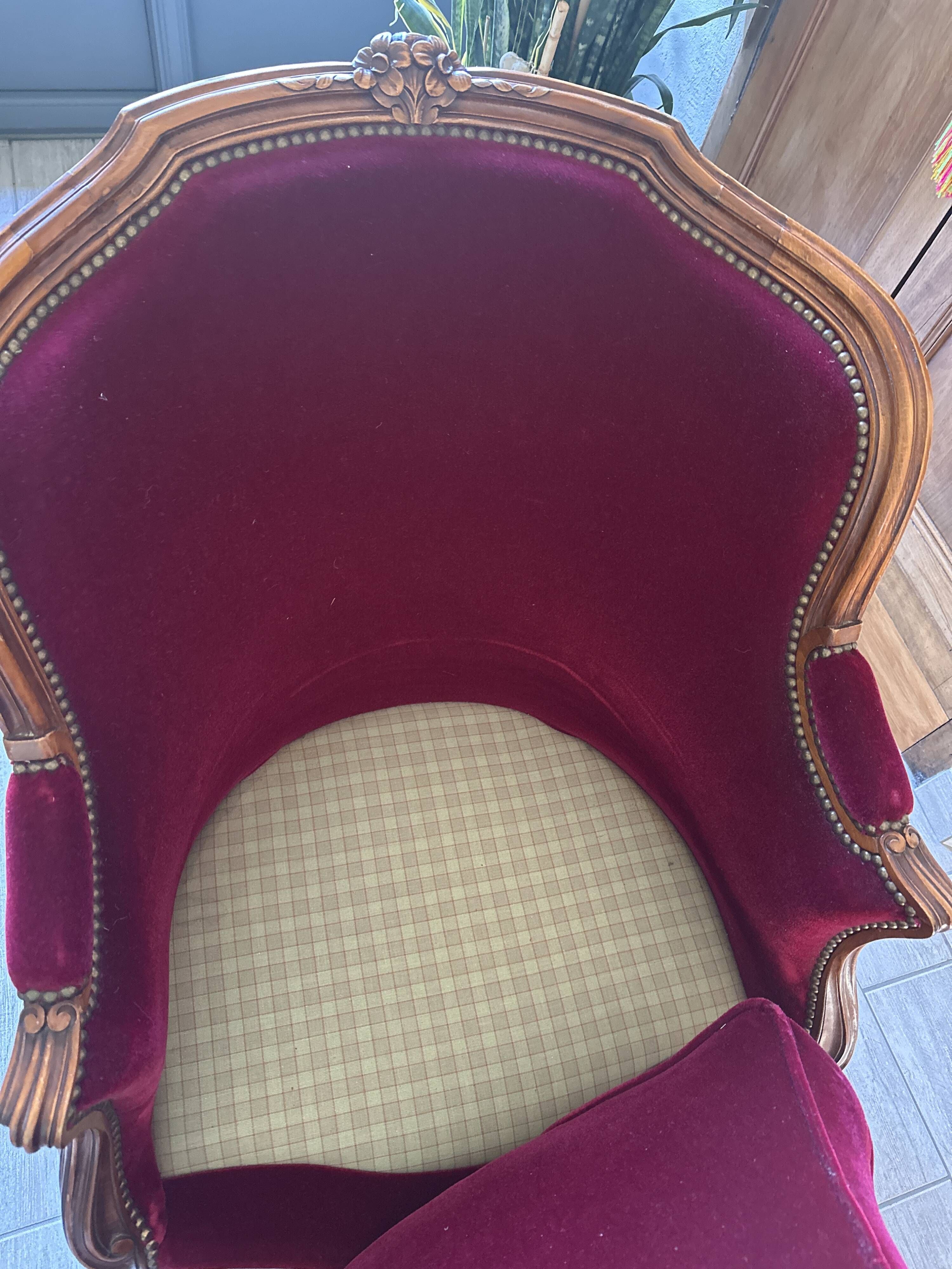 Bergère Gondole armchair in Louis XV style – Bordeaux / Red Velvet