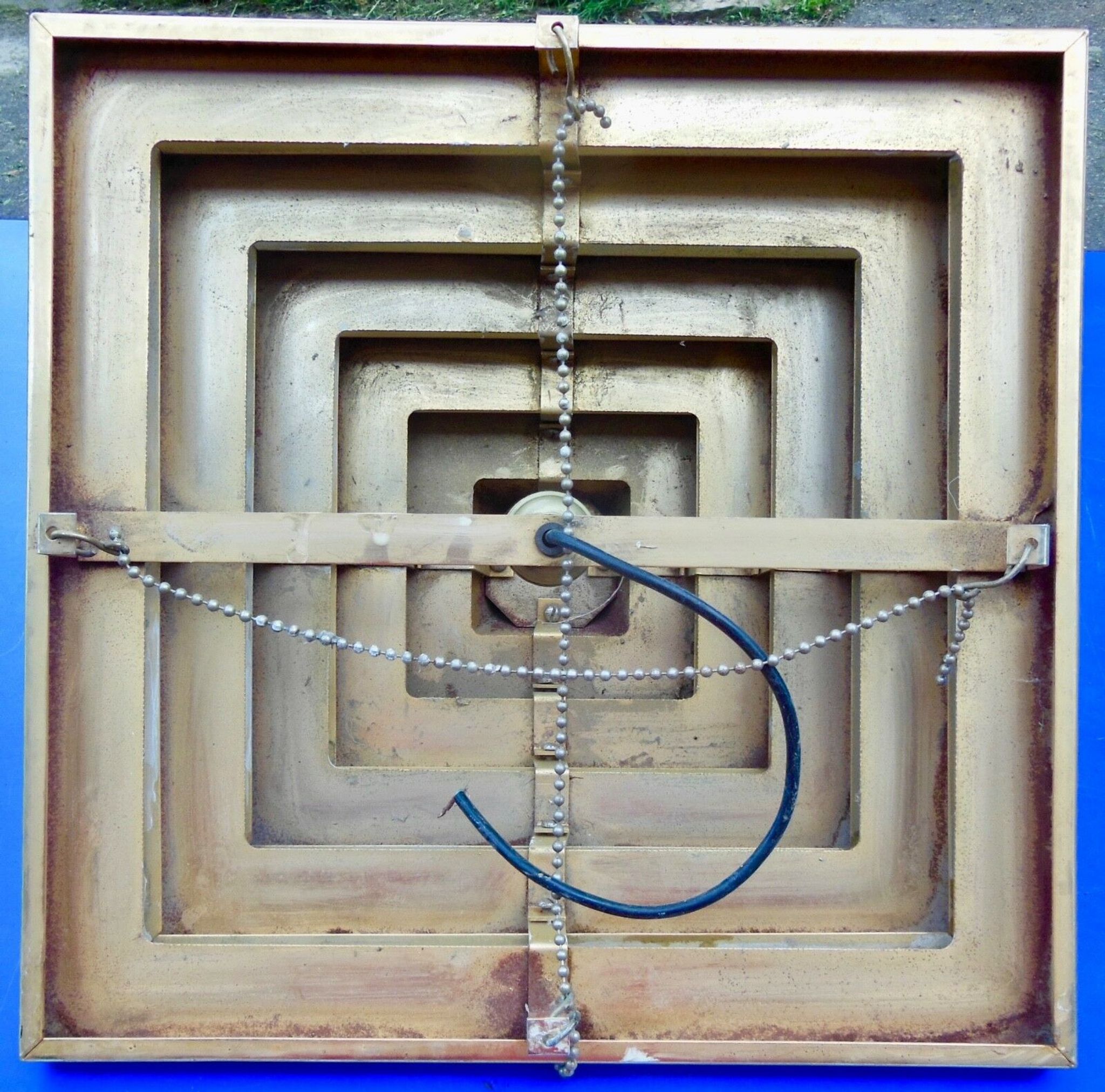Applique murale ou plafonnier pyramidal, moderniste constructiviste