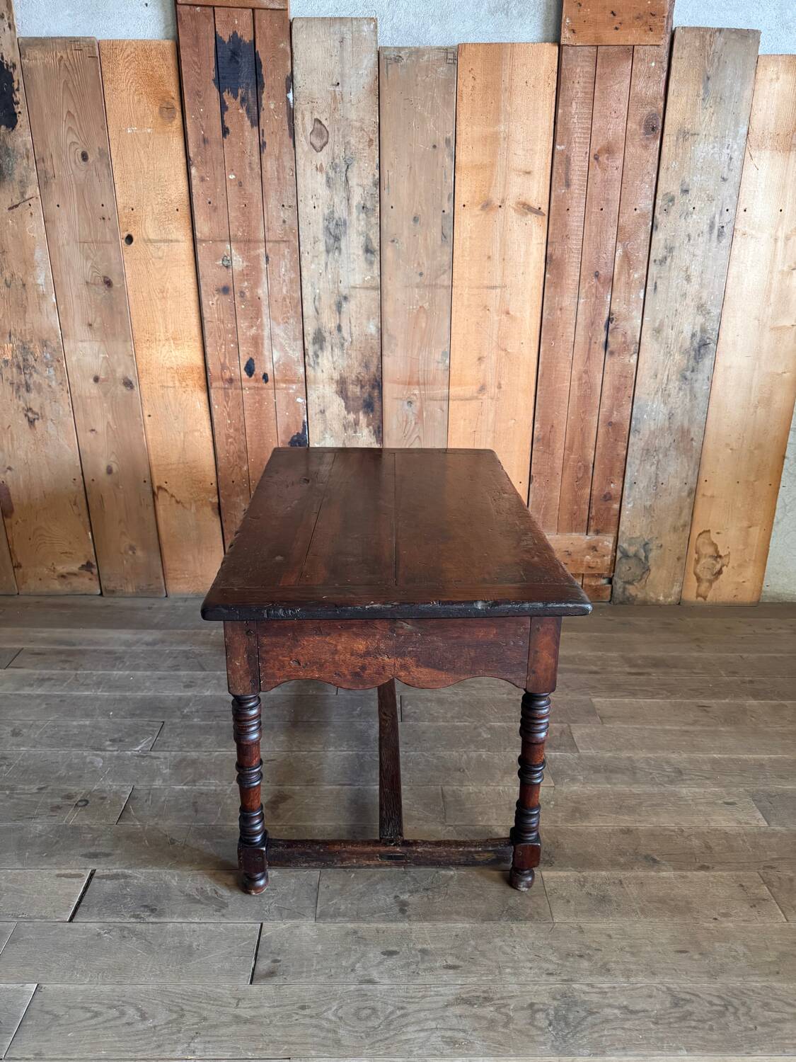 Cévenole table in chestnut wood, 19th-century folk art.