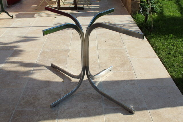 Oval glass and stainless steel table 70s