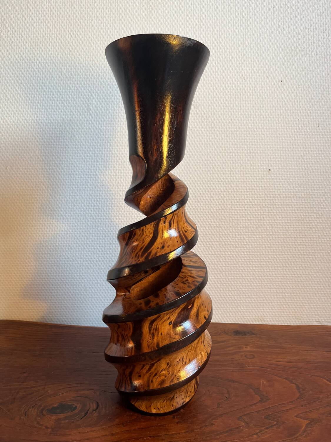 Carved mango wood vase