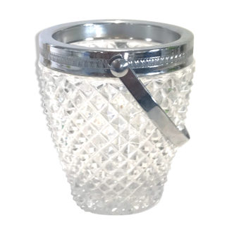 Ice bucket