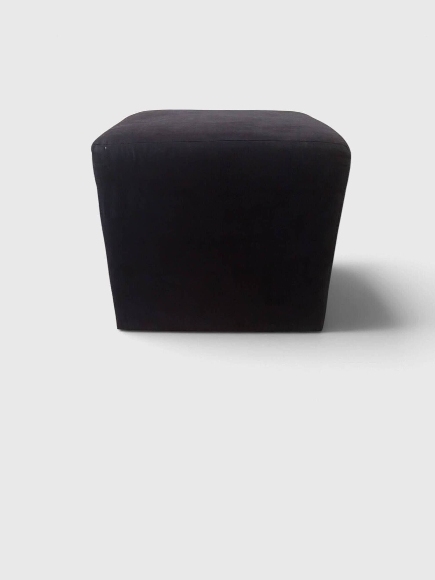 Minimalist square pouffe in black suede