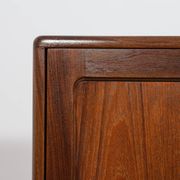 Buffet Mid-Century Modern par Victor Wilkins pour G-Plan, années 1960.