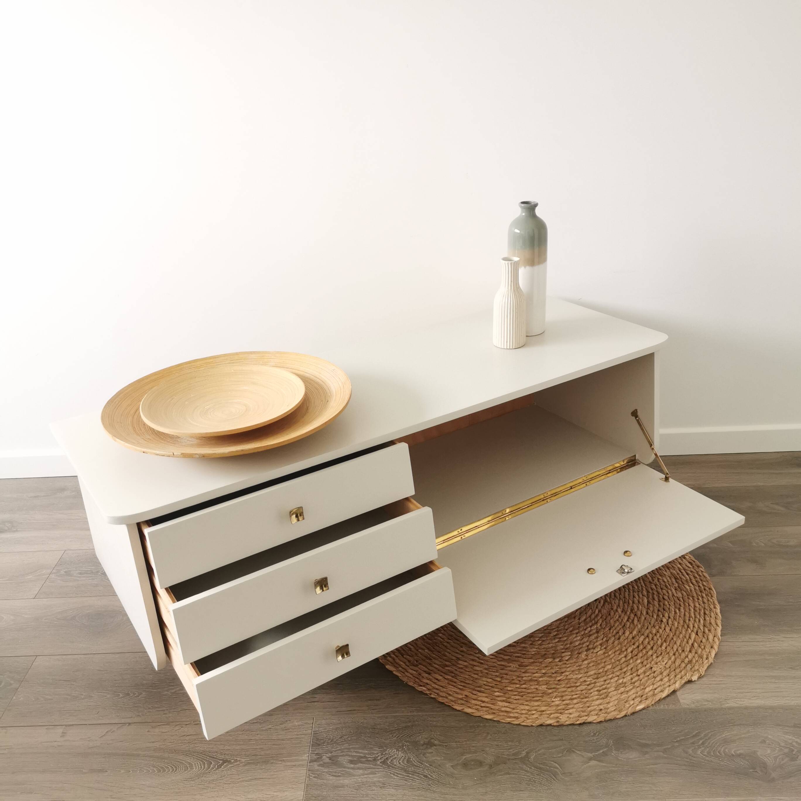 Vintage low sideboard