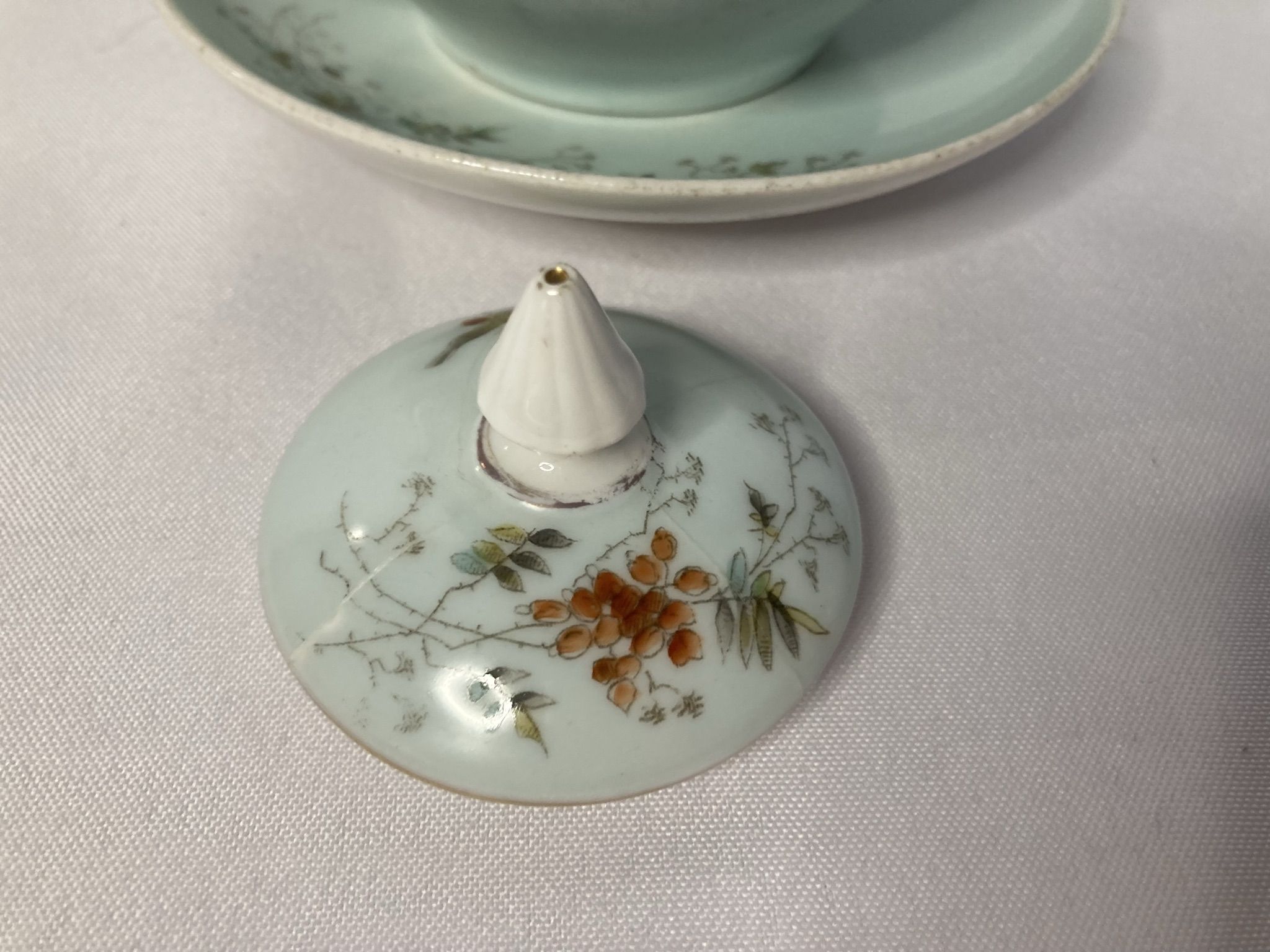 2208380 Small teapot Chinese porcelain and its cut early twentieth century
