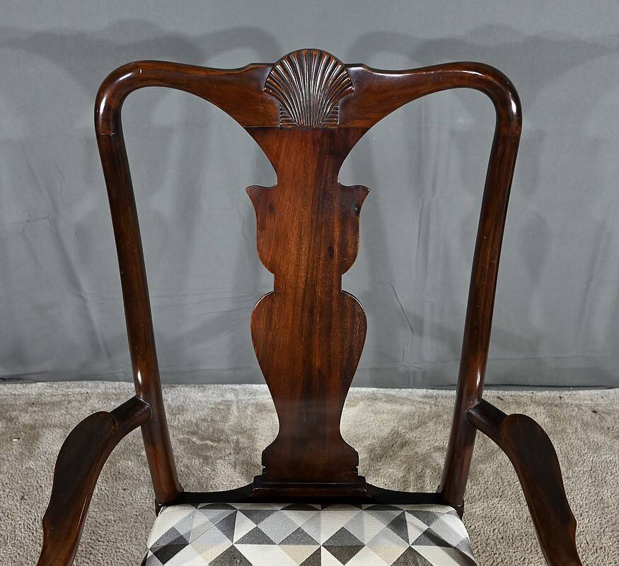 Pair of Chippendale Mahogany Armchairs, England - Early 20th Century