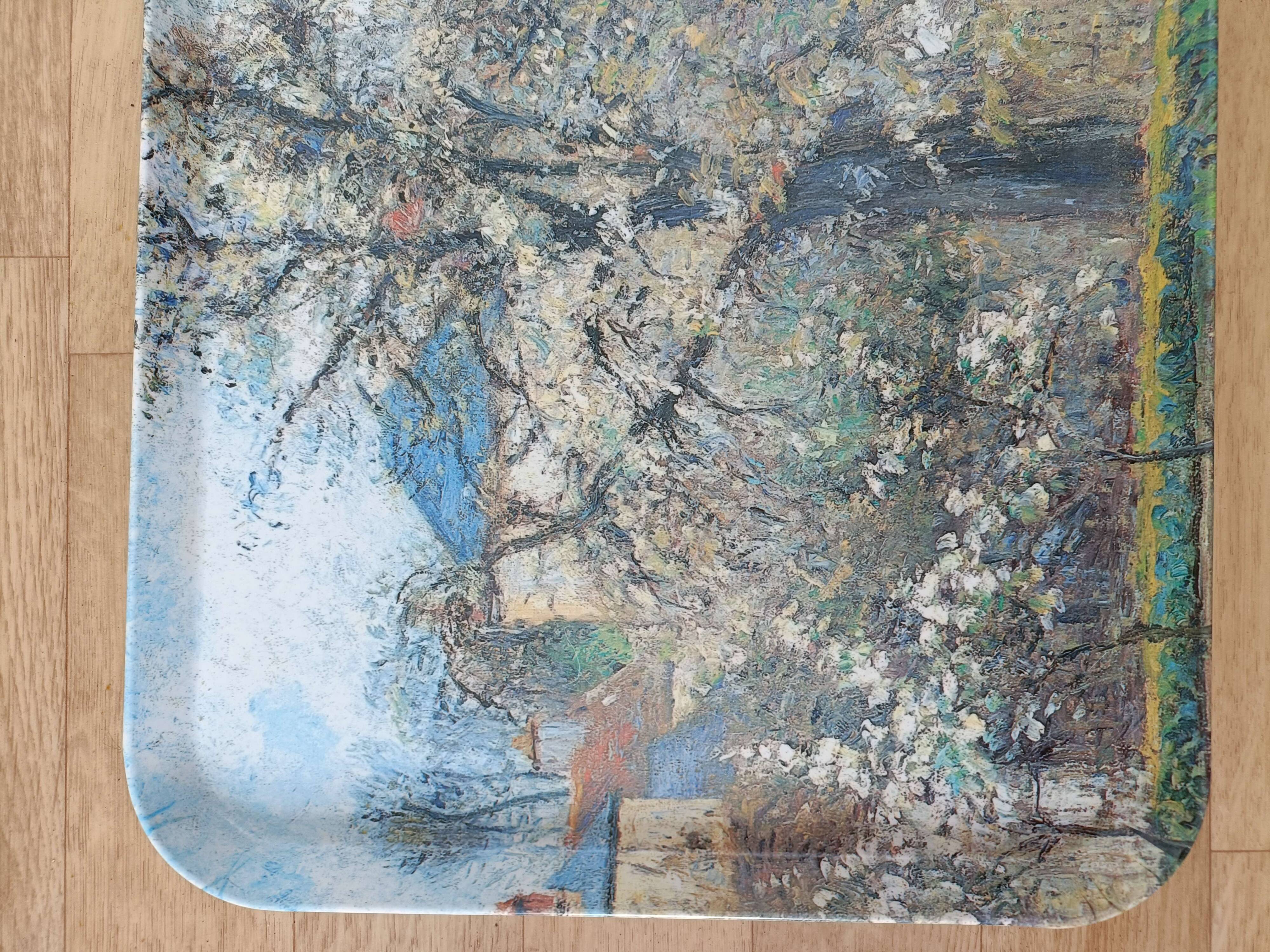 Plateau Mebel - Pissaro