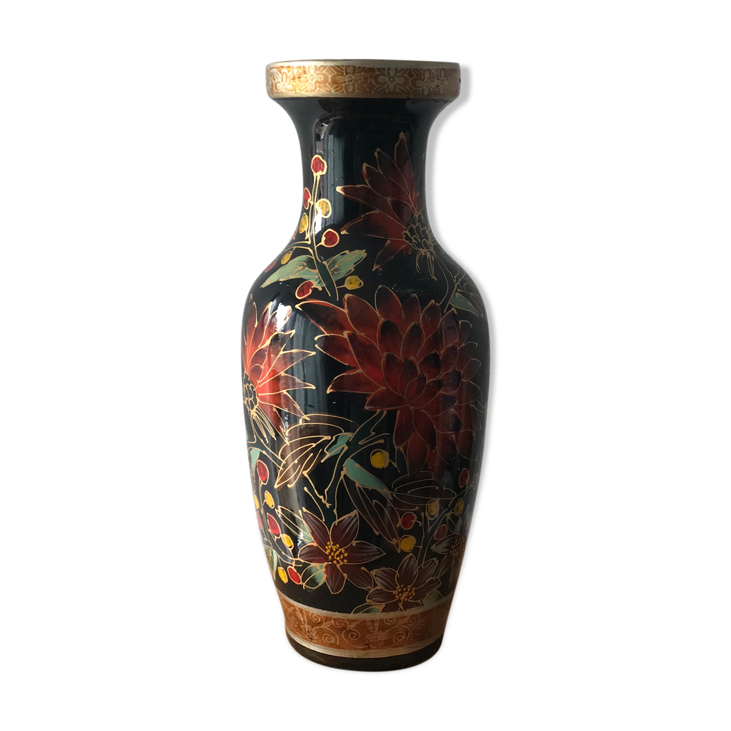 Large vase with black Japanese decoration