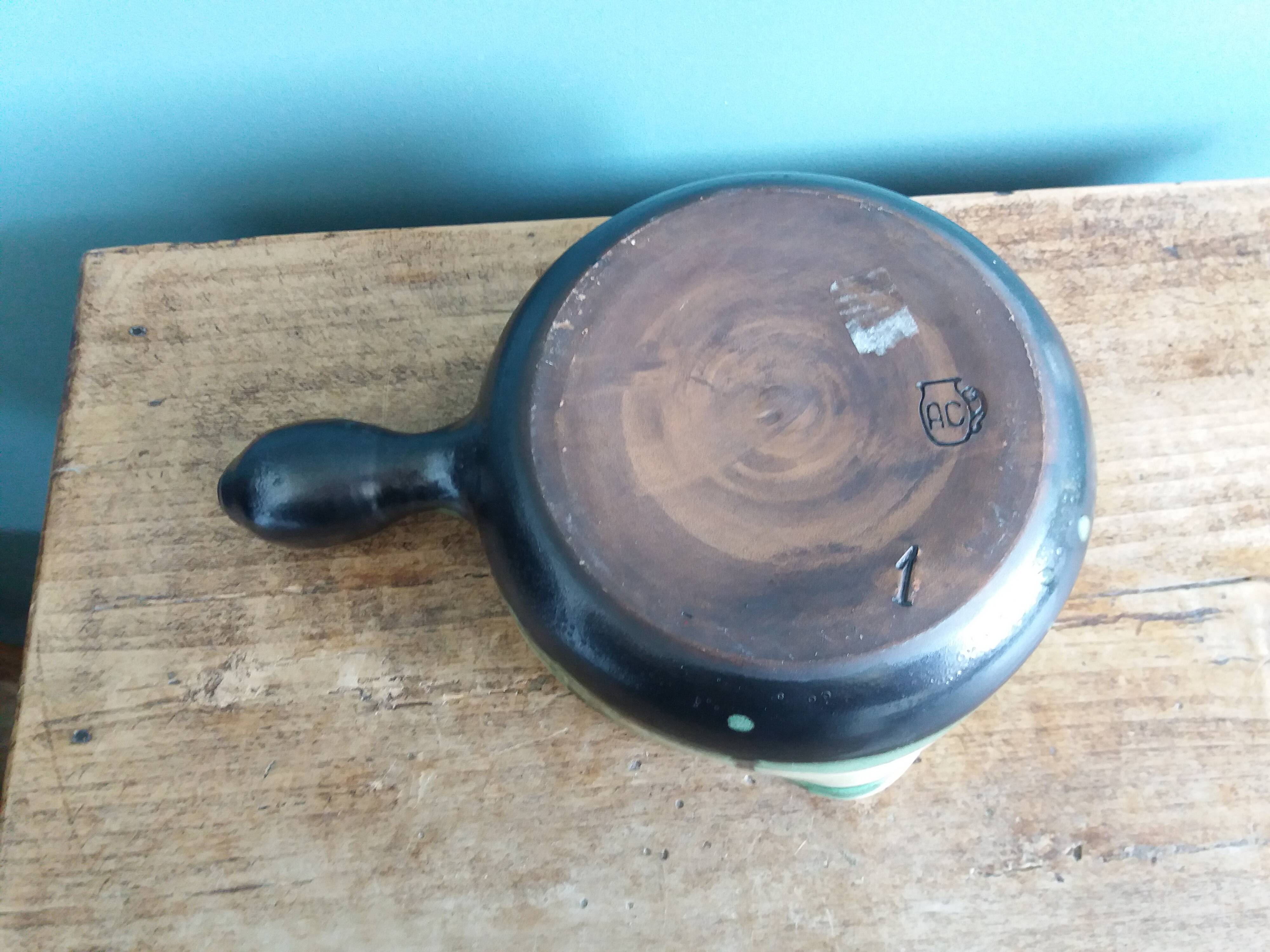 Caquelon signed André Chaudemanche in Malicorne clay