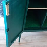 Storage cabinet