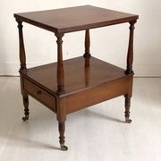 Table d'appoint desserte en acajou et placage d'acajou XIXème siècle