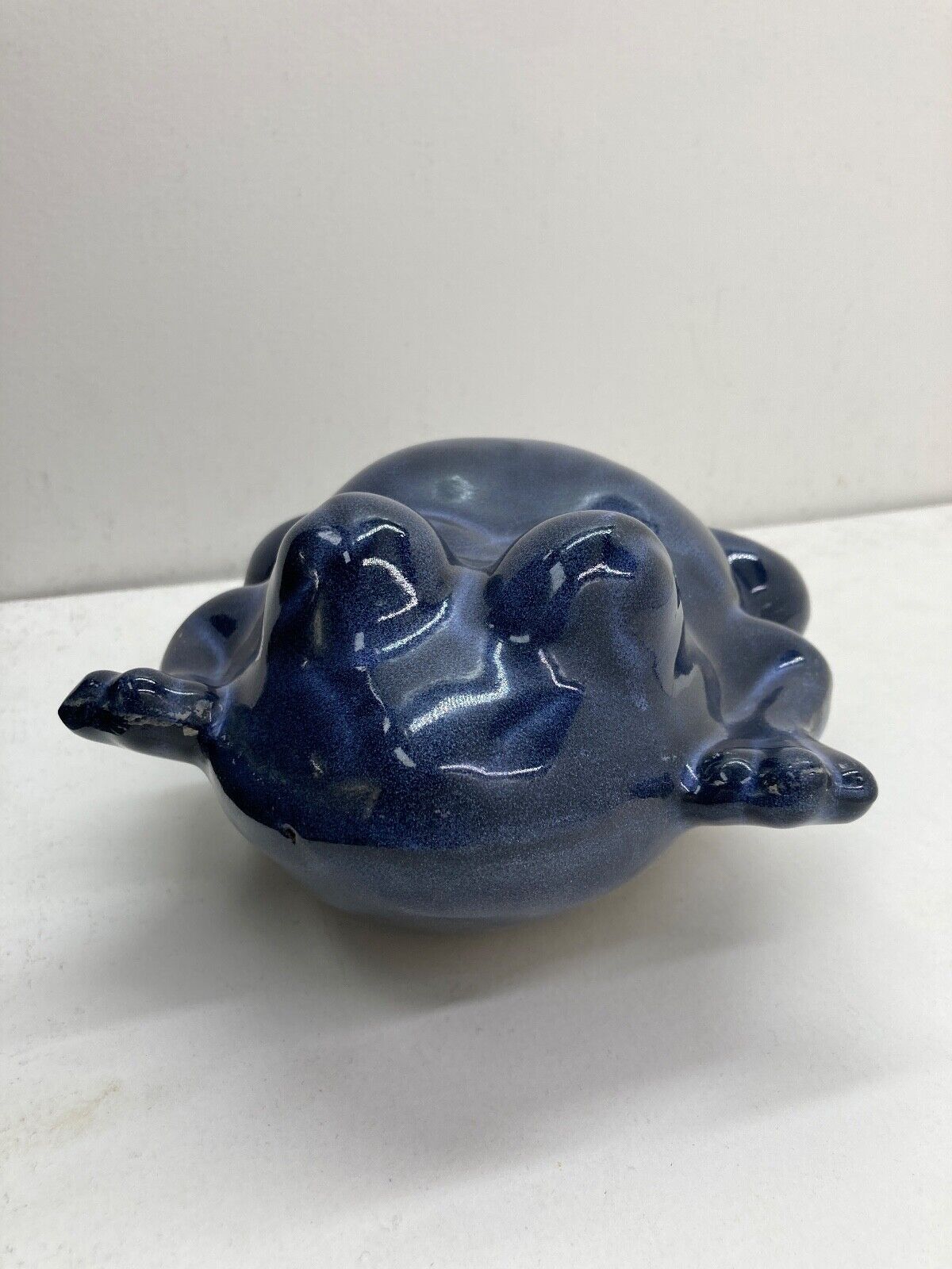 Decorative ceramic frog