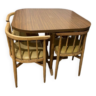 Thonet square table