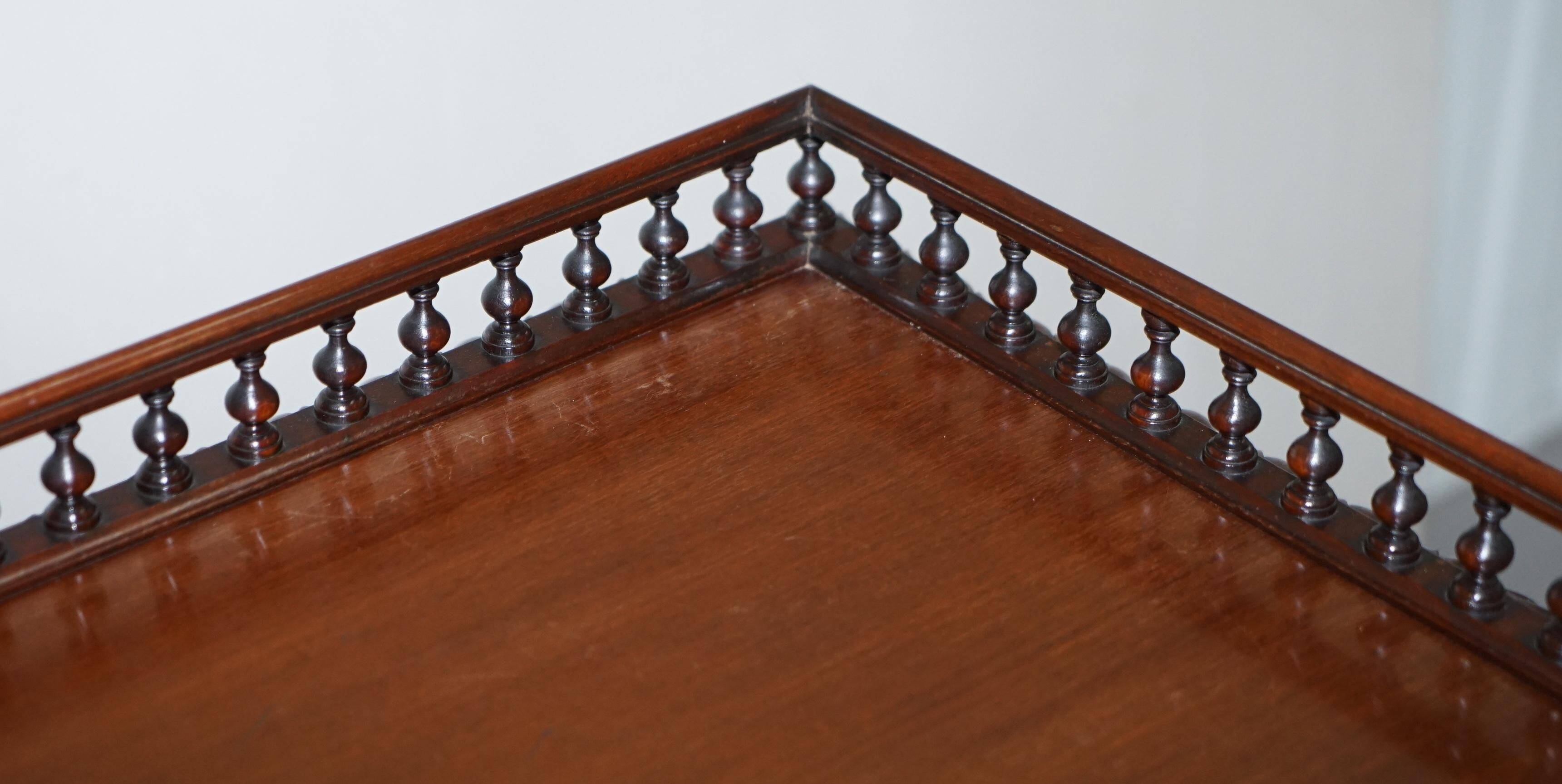 Bureau de travail d'architecte en bois dur George III Thomas Chippendale