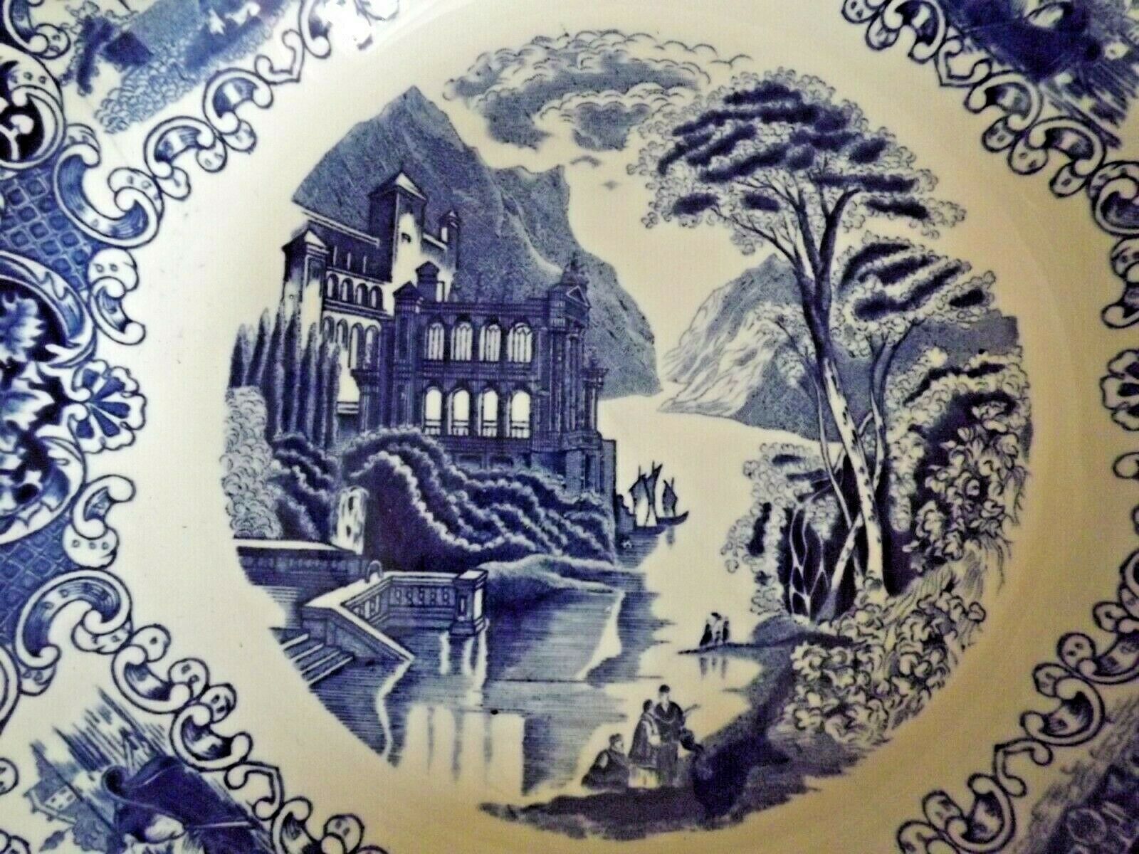 Round Serving Bowl Dutch Royal Sphinx Maastricht Cambridge Old England 3592