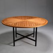Table à manger ronde par Olle Pira. Années 1970, Suède.