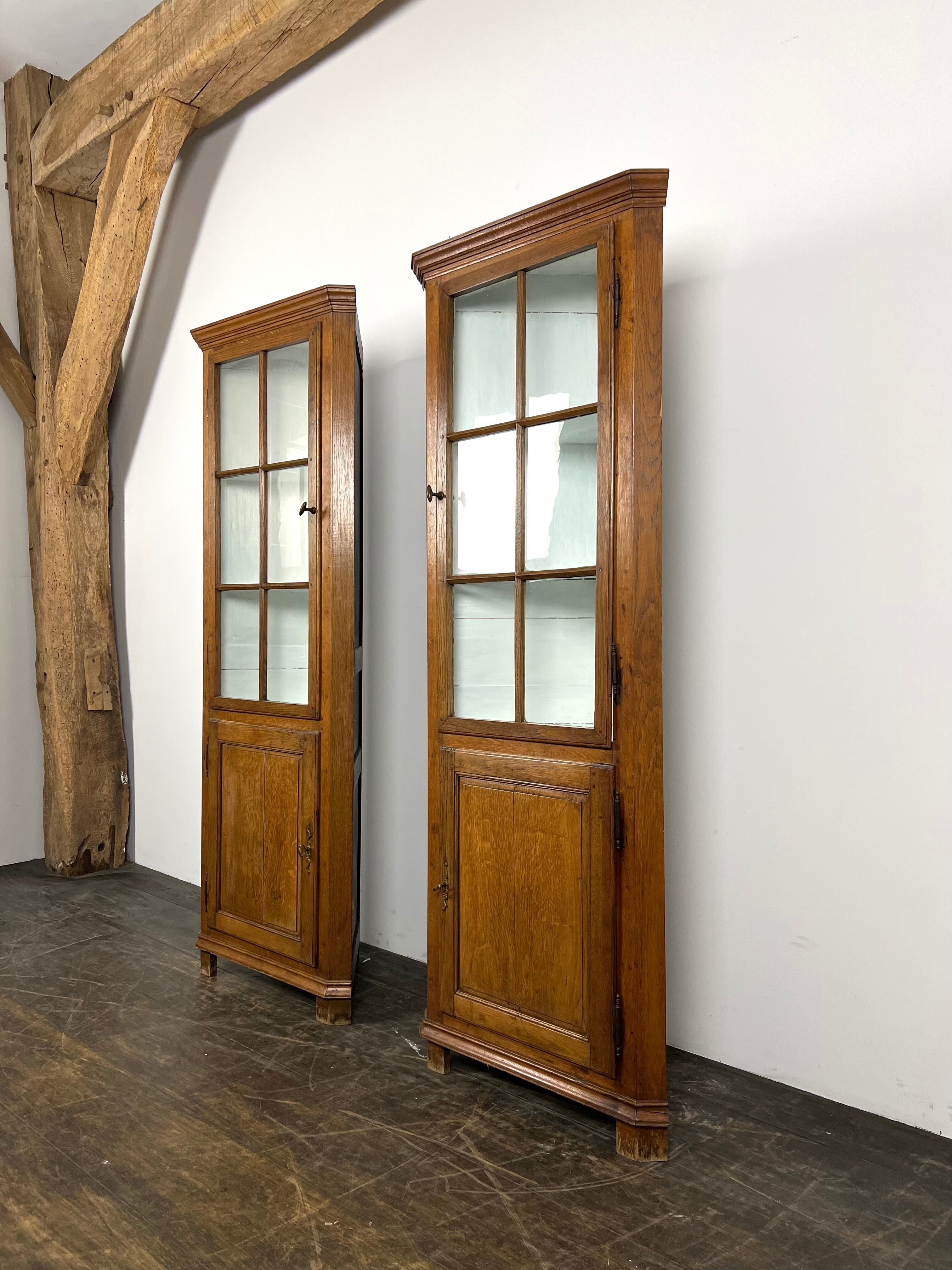 Corner cabinets oak