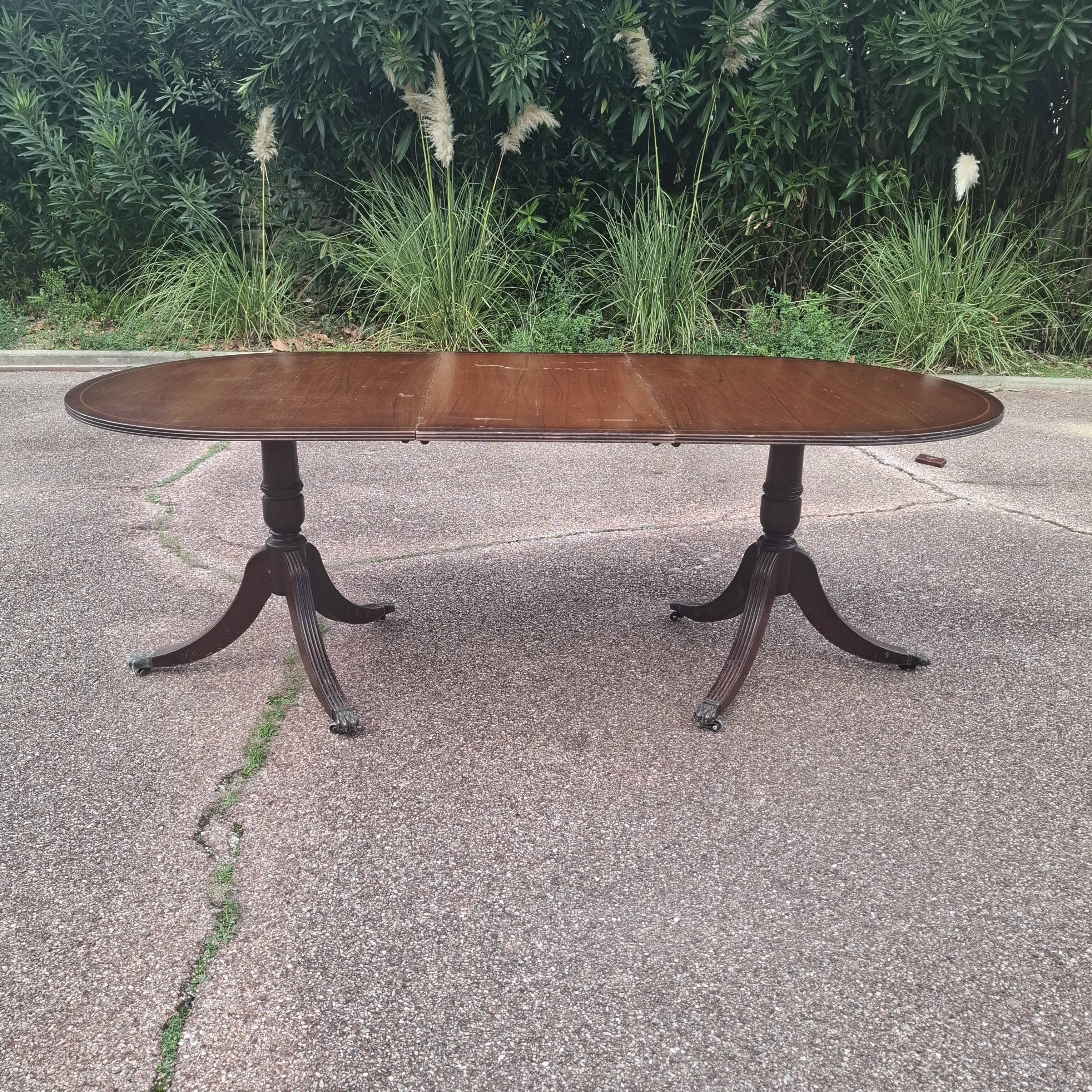 Victorian style English oval table