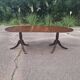 Table ovale anglaise de style victorien