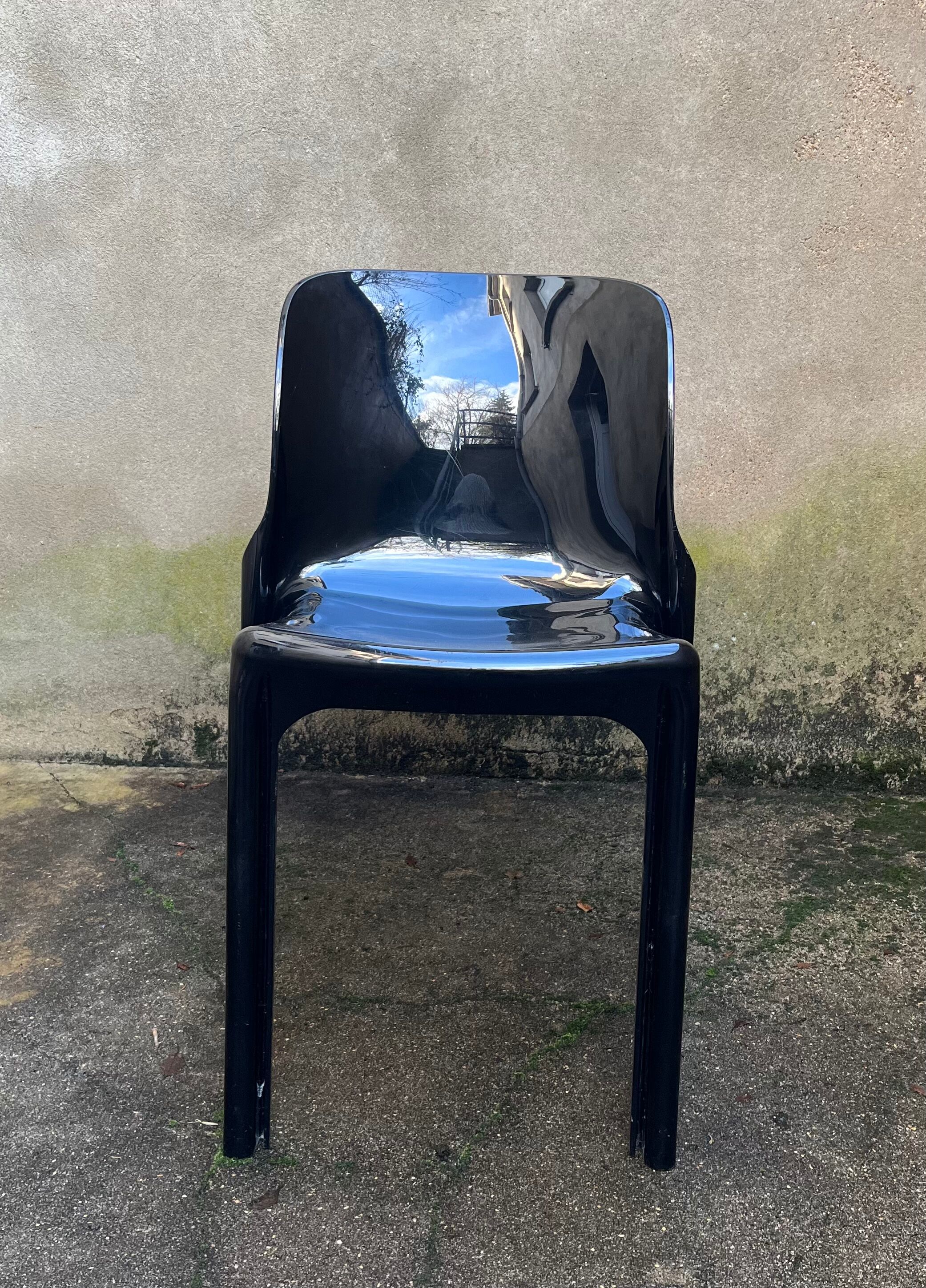 Selene Vico Magistretti chair for Heller