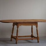 Danish mid-century folding side table in oak, Henning Kjærnulf, 1960s.