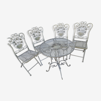 wrought iron garden lounge