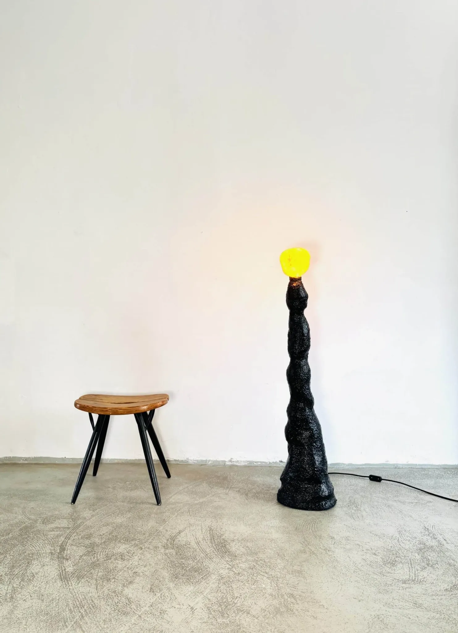 Lampe de sol Black Meteor par Jonathan Bocca pour Job Studio, Italie, 2023