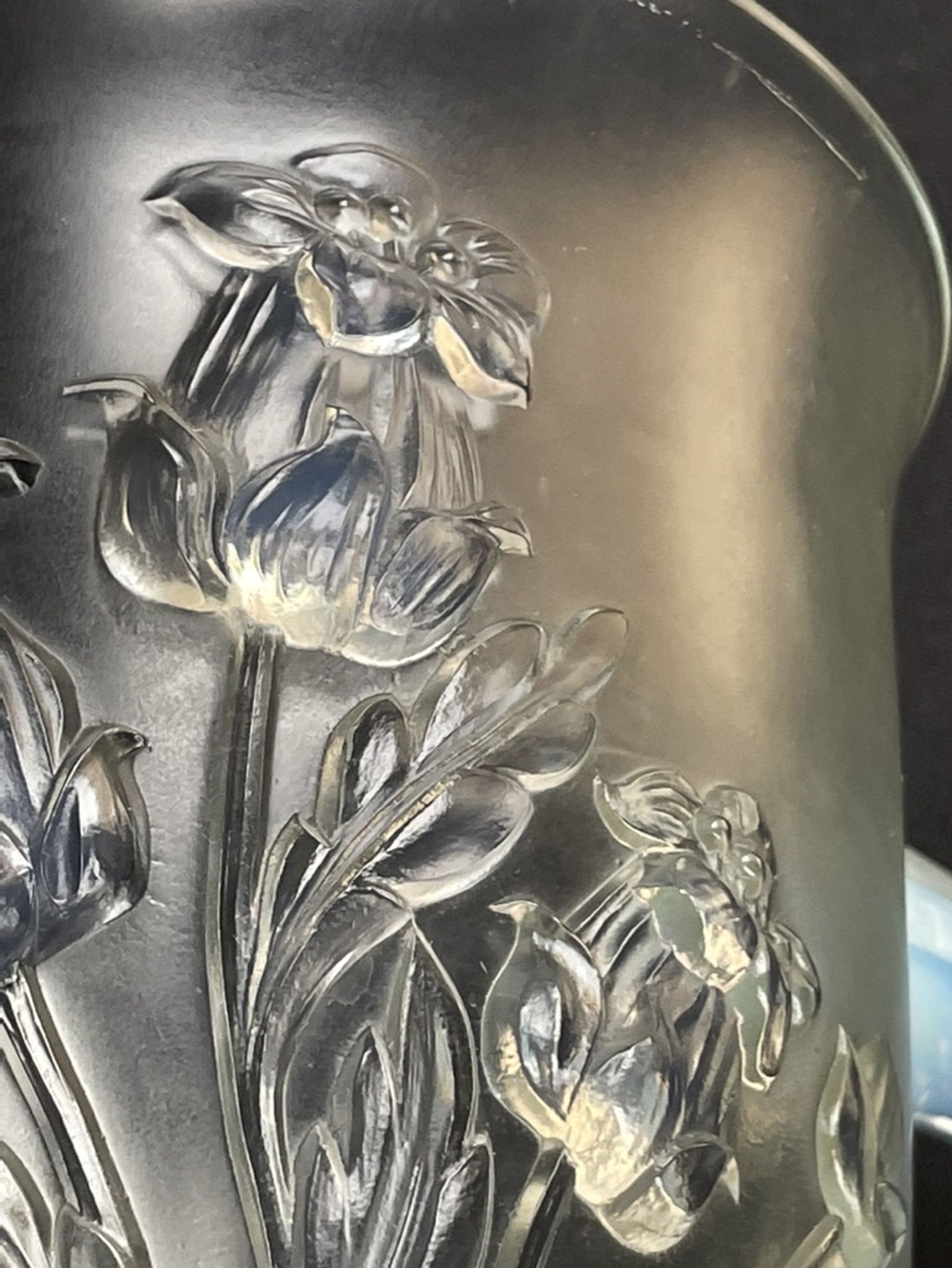 Large vase with 2 Art Deco handles signed Verlys