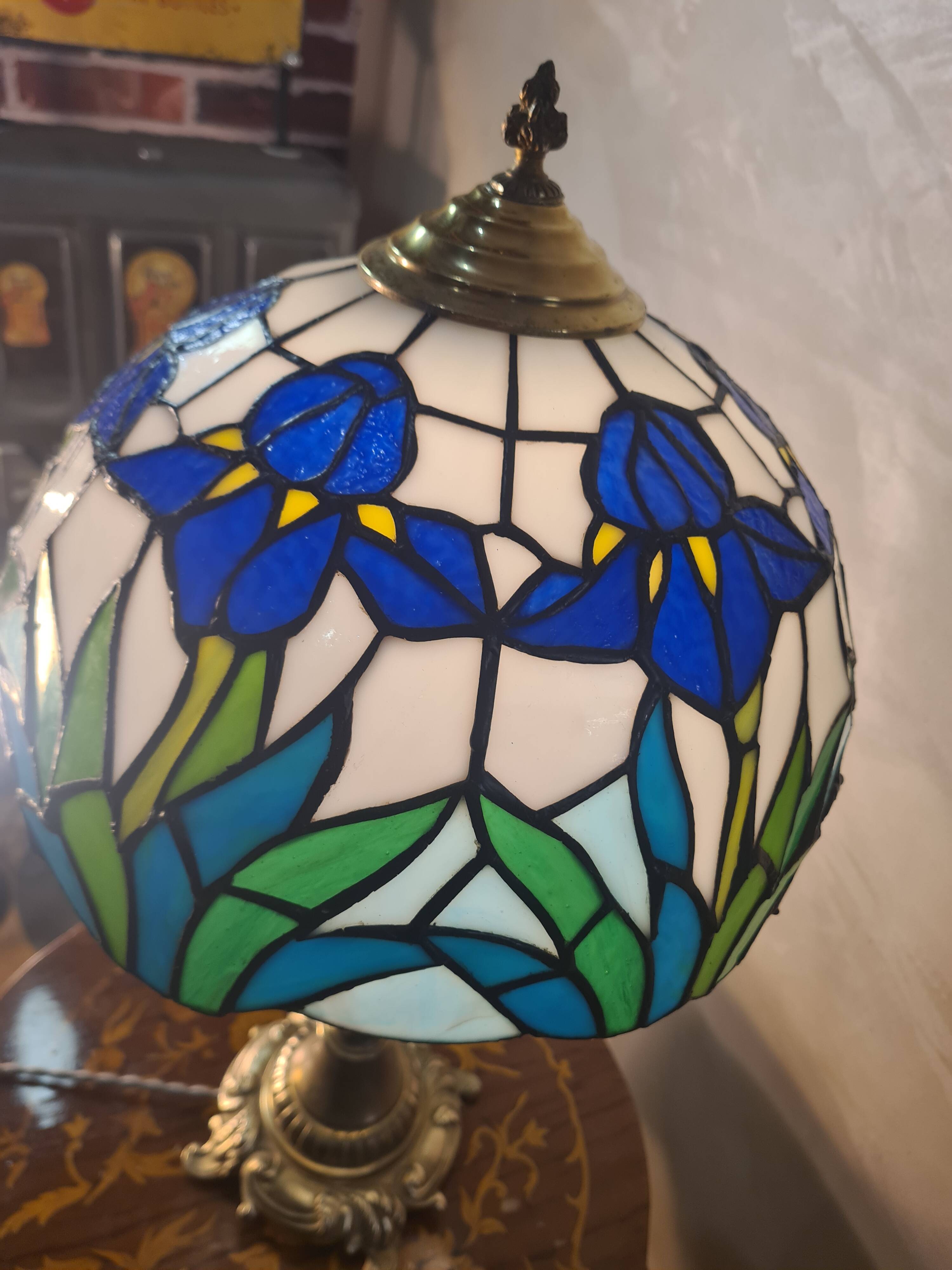 antique bronze floor lamp from the 19th century in superb condition with a beautiful iris glass shade